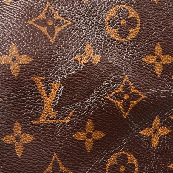 Louis Vuitton Monogram Canvas Artsy MM Bag - Picture 12 of 12
